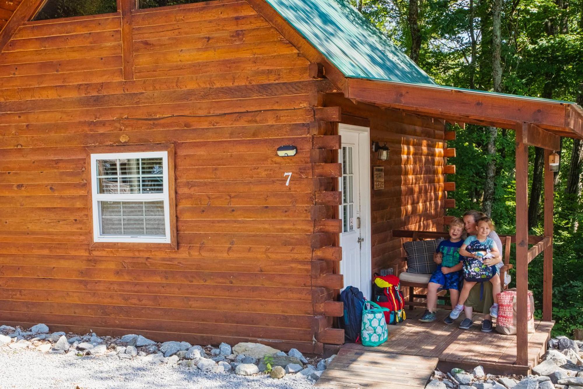 Kozy Haven Log Cabin Rentals Columbia Екстериор снимка
