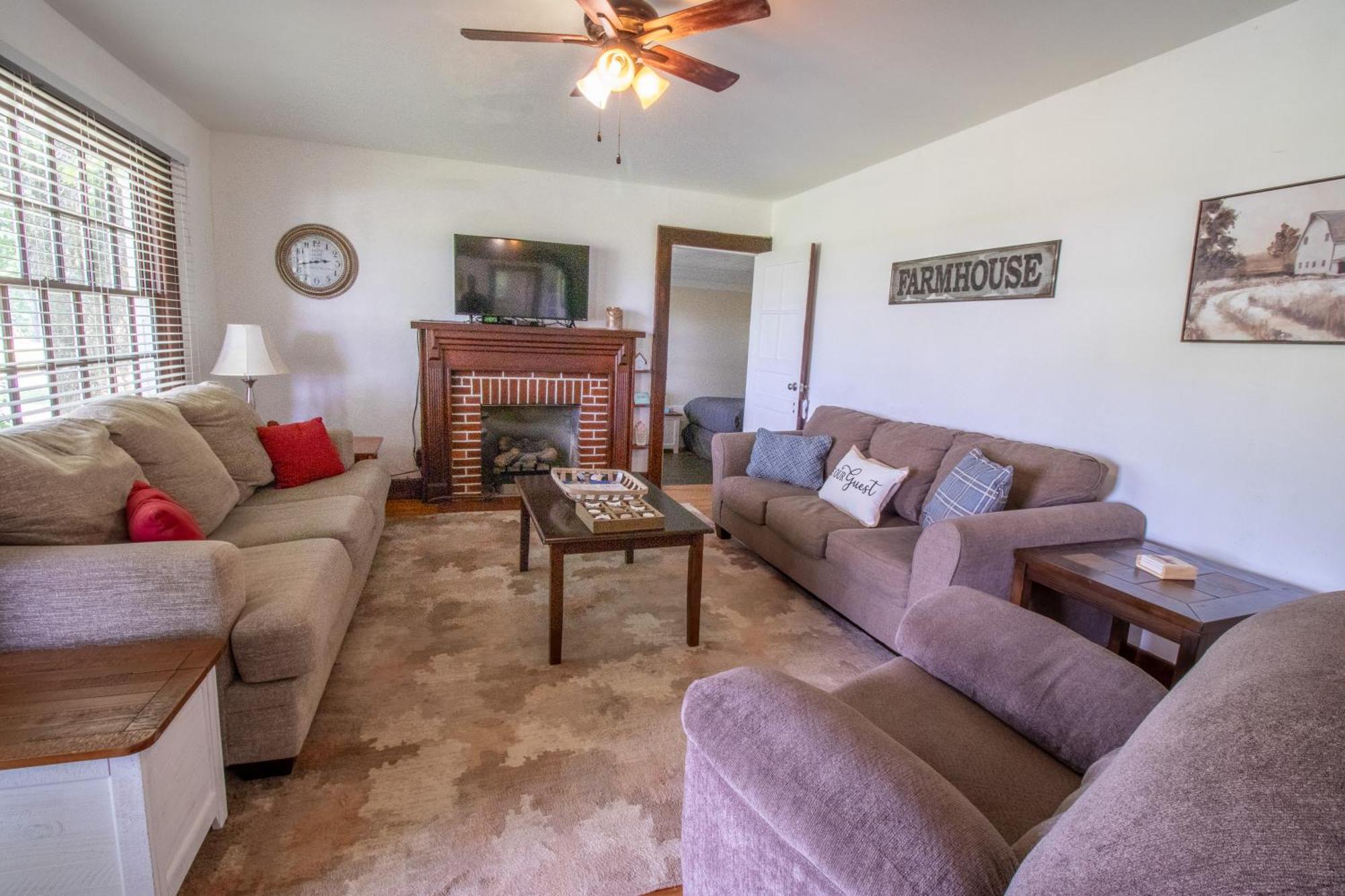 Kozy Haven Log Cabin Rentals Columbia Екстериор снимка