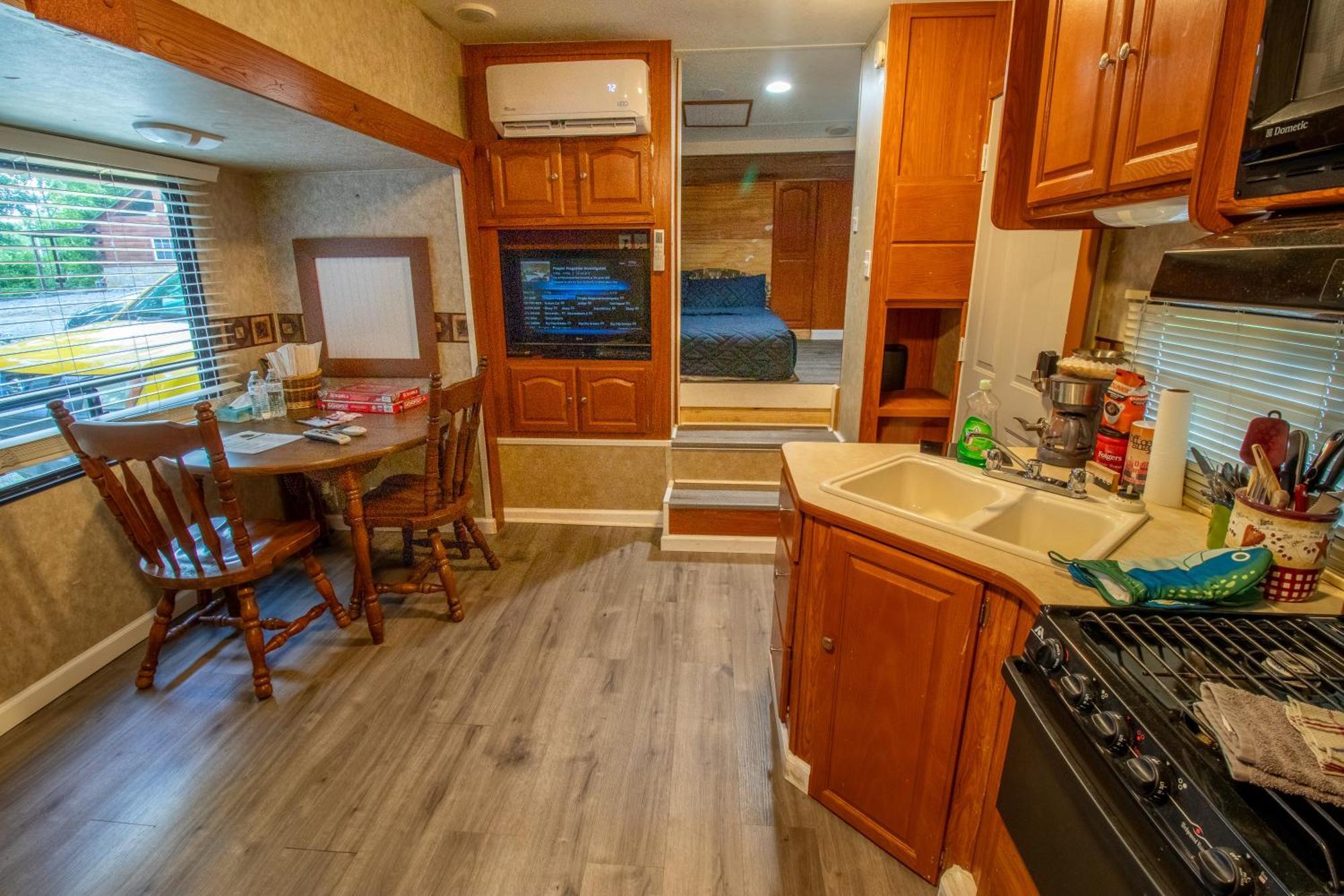Kozy Haven Log Cabin Rentals Columbia Екстериор снимка